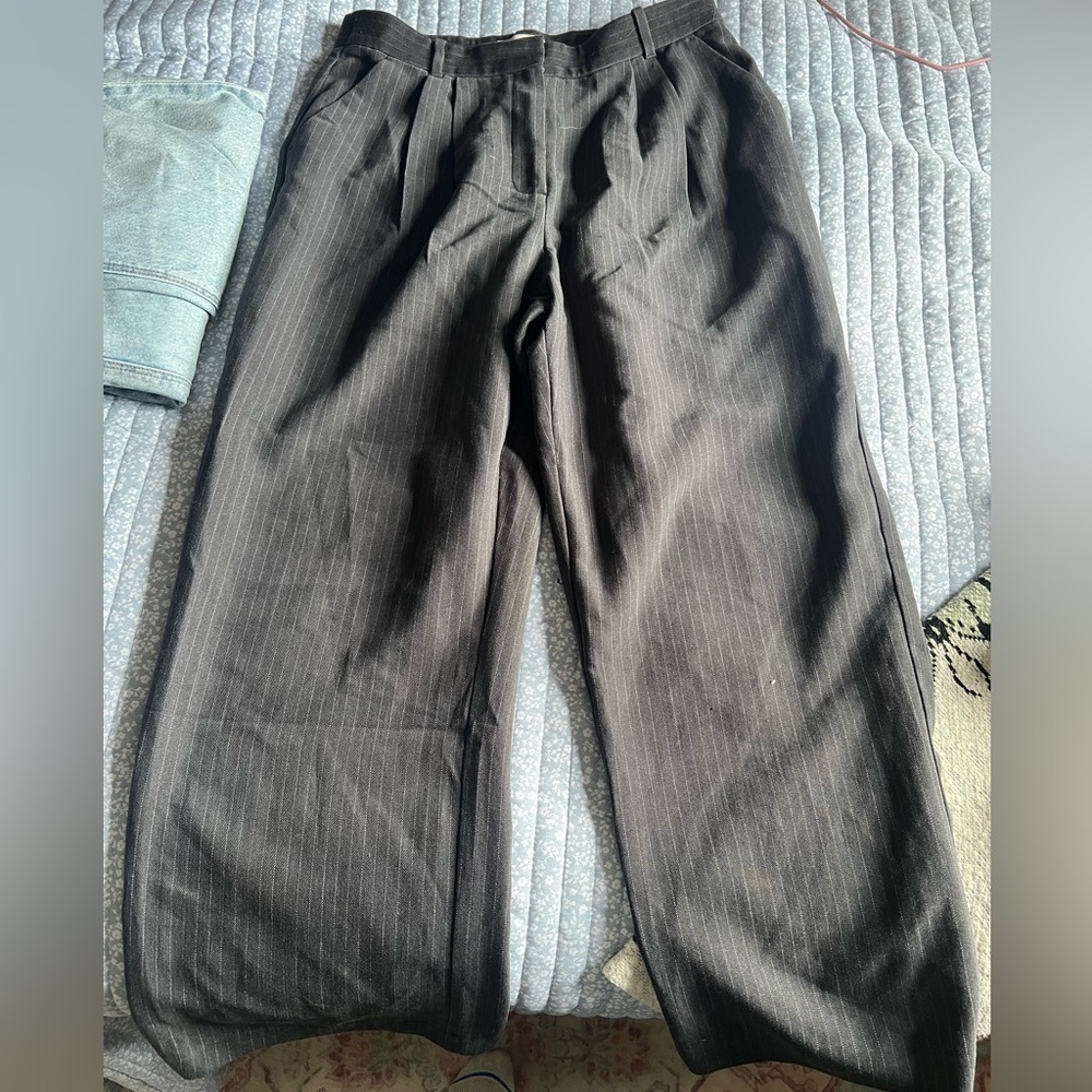 Abercrombie & Fitch Charcoal Pinstripe Dress Pants